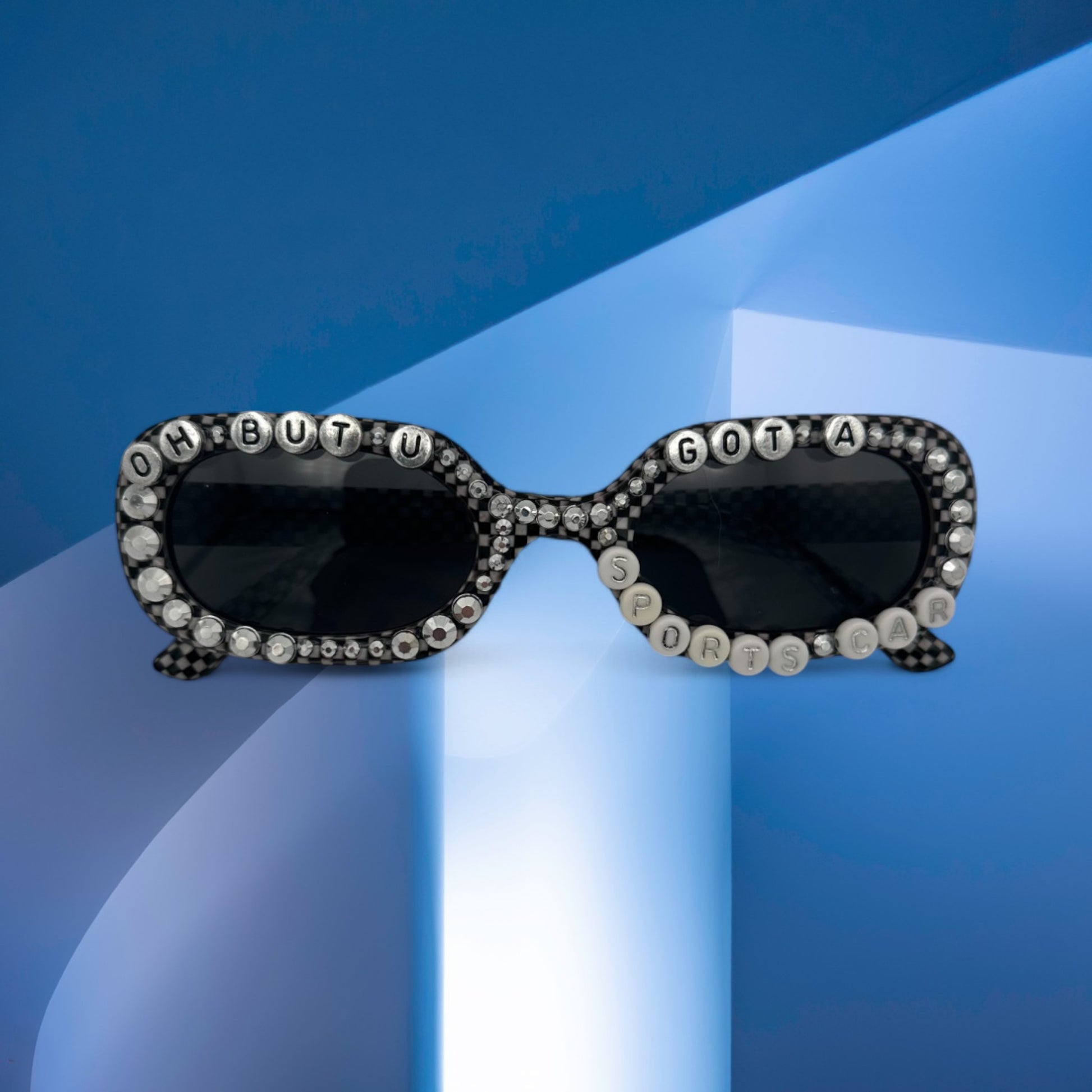 black rectangle tate mcrae sunglasses